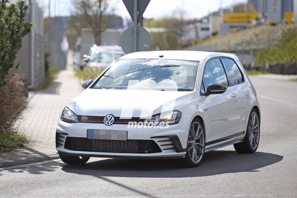 Volkswagen Golf GTI Clubsport S, ¡primeras fotos espía del GTI más radical!