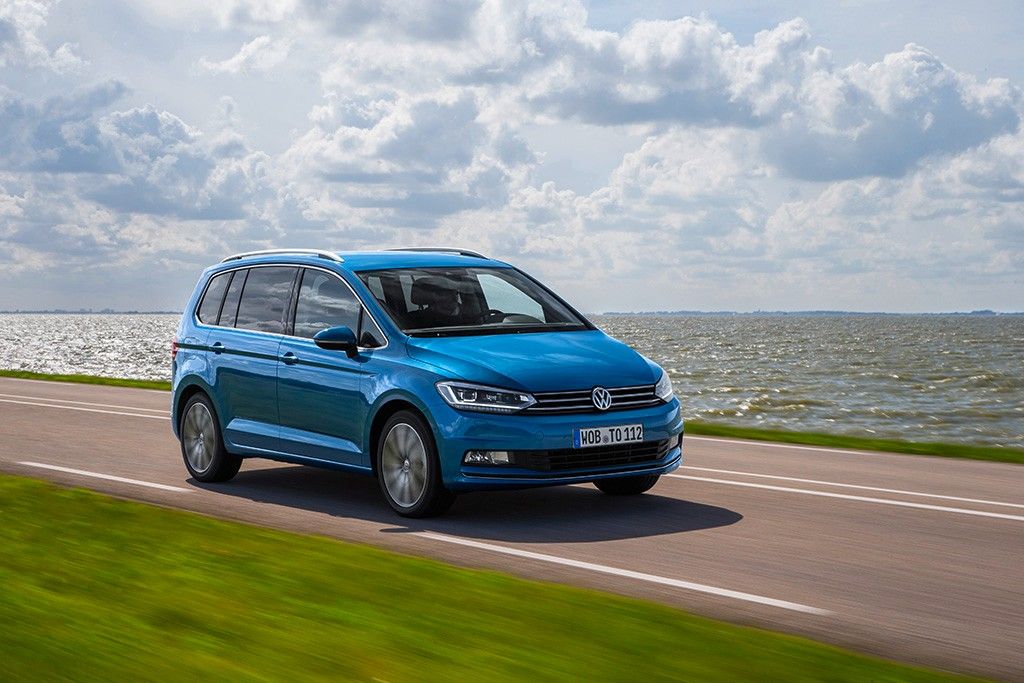 Volkswagen Touran 2016, con motores TSI y TDI más potentes: hasta 190 CV