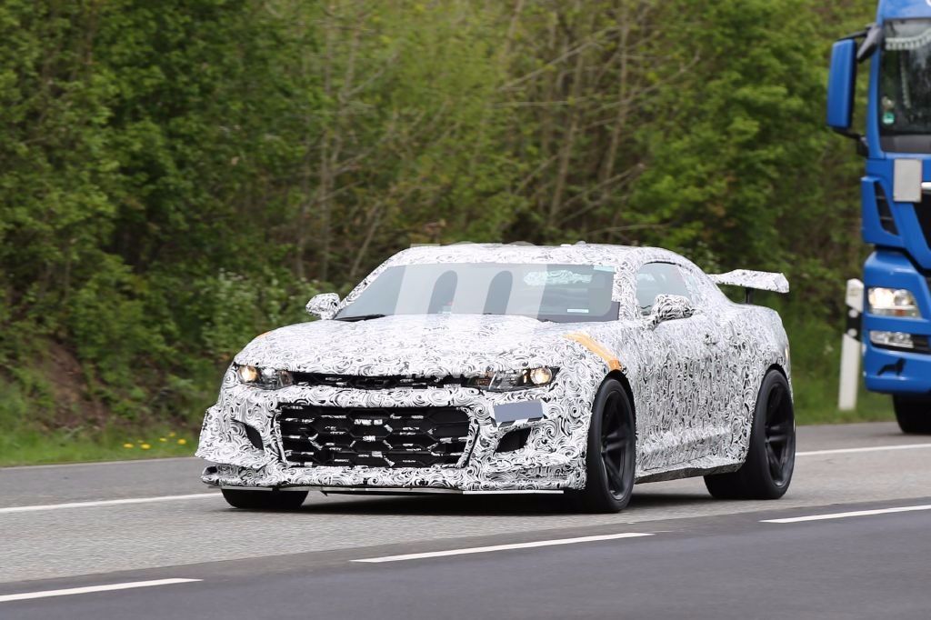 El nuevo Chevrolet Camaro Z28 2017 cazado en Nürburgring