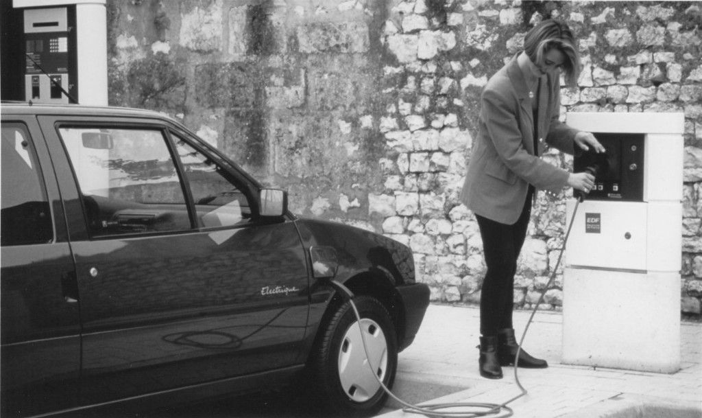 ¿Cómo le fue a PSA con los coches eléctricos en el pasado?