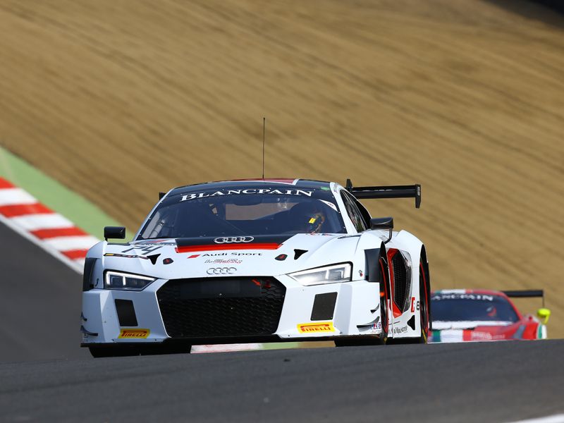 Pole para uno de los Audi R8 LMS de ISR en Brands Hatch