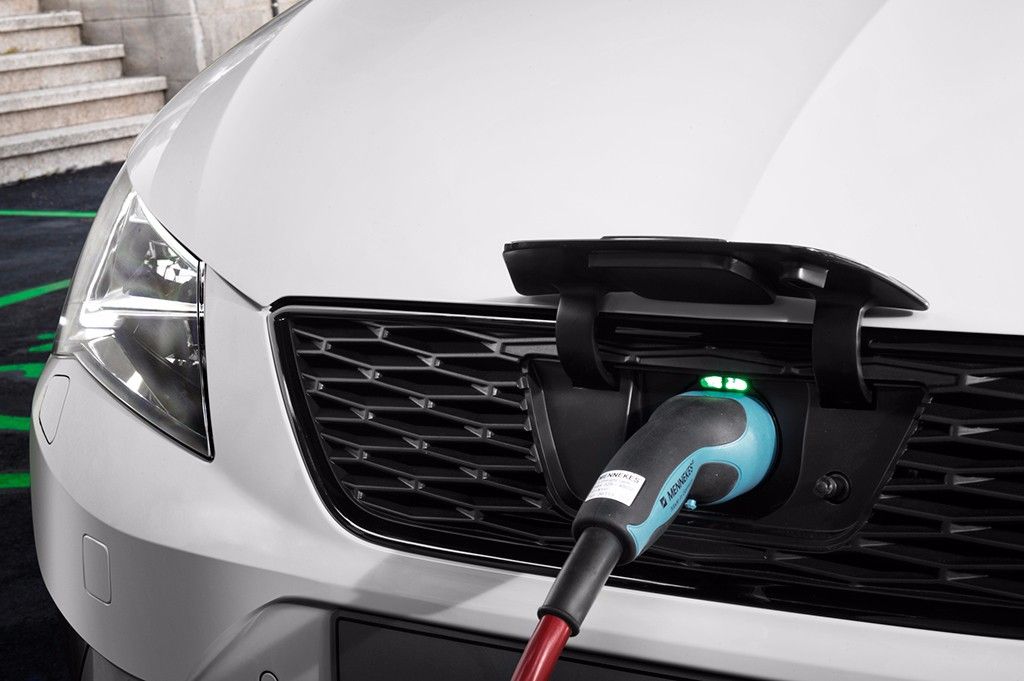 SEAT tiene planes híbridos, aunque por el momento no llegarán