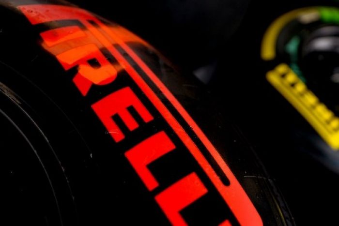 Alain Prost aboga por una "completa libertad" de elección de neumáticos