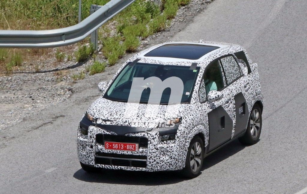 El Citroën C3 Picasso 2017 sigue perdiendo camuflaje