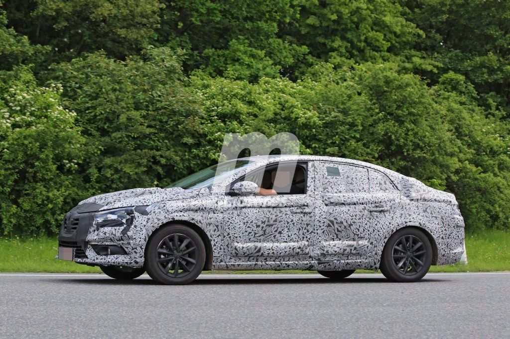 El diseño del Renault Mégane Sedan 2017, filtrado a través de su manual de usuario