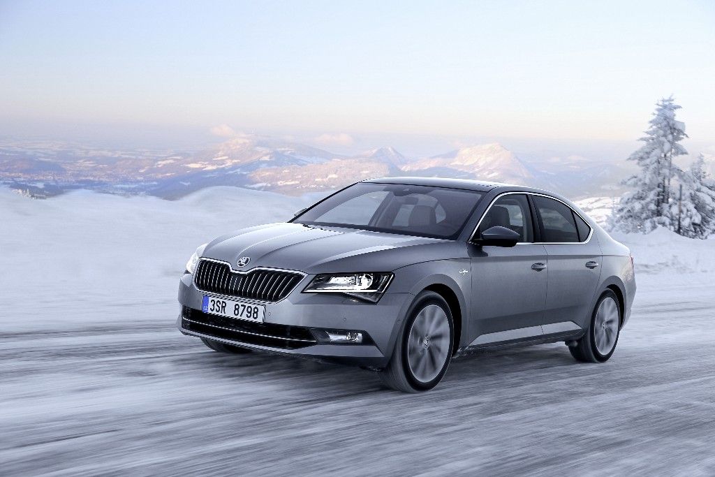 Noruega - Mayo 2016: Skoda Superb, por primera vez en el Top 10