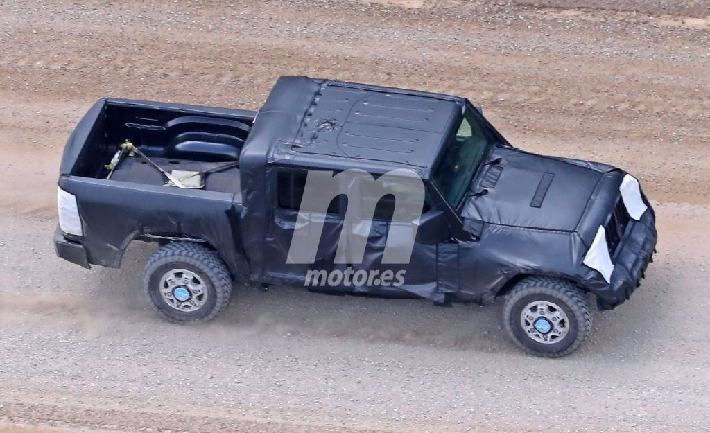 El Jeep Wrangler Pick-Up 2018 ya pisa el asfalto y la tierra