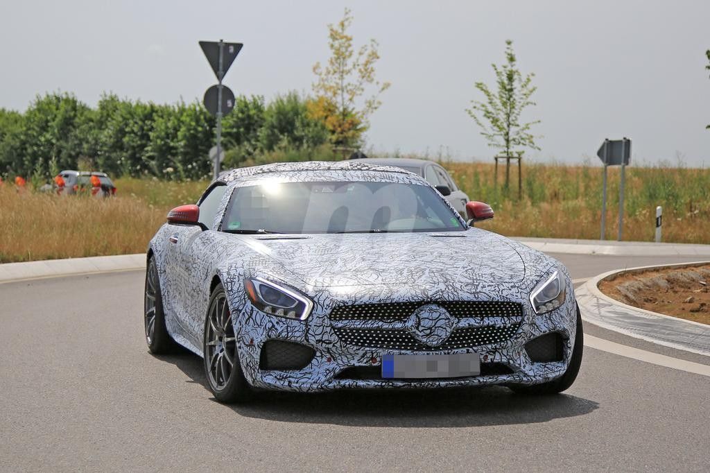 Mercedes-AMG GT Roadster 2017, en camino: fotos espía al detalle