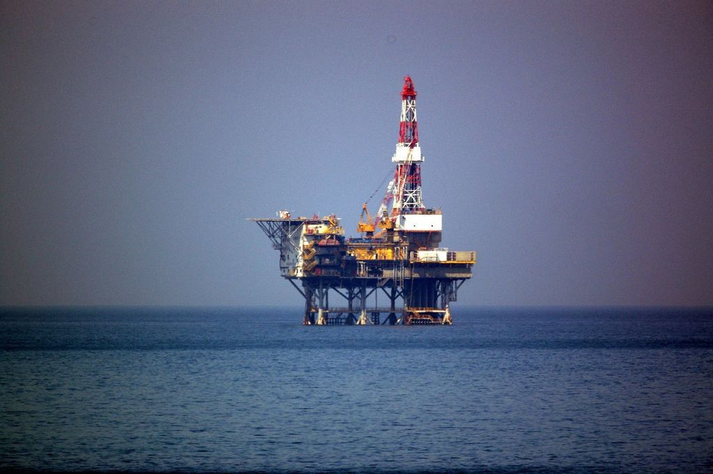 Sobre el precio del petróleo, ¿por qué sigue sin subir de nuevo?
