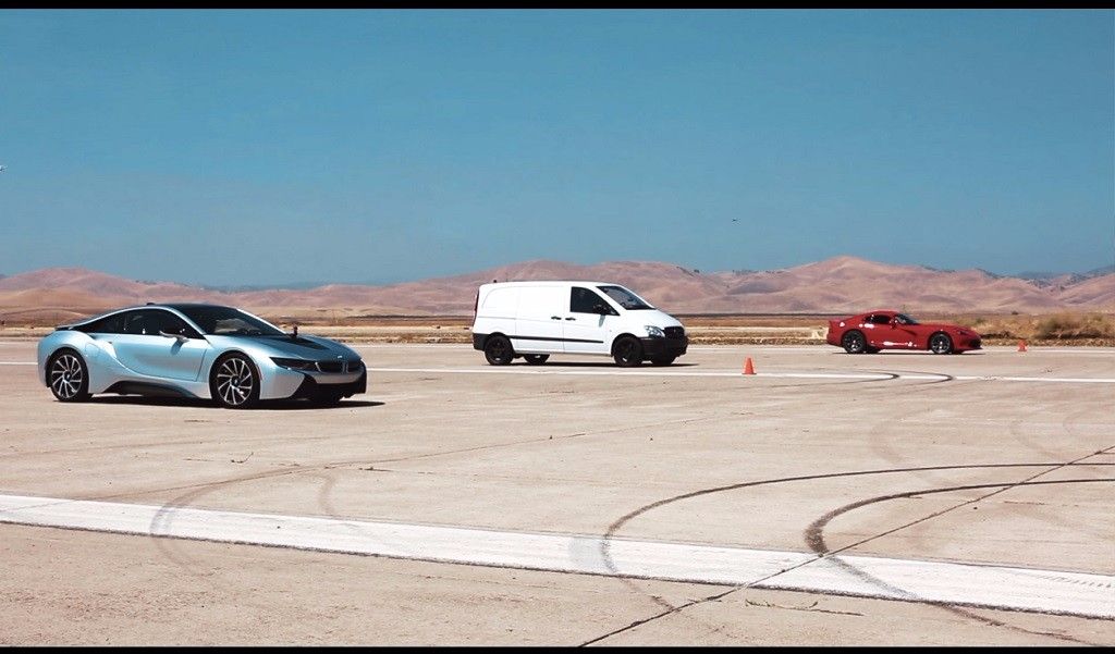 Conoce a Edna, la furgoneta eléctrica de Atieva que fulmina a grandes deportivos en las Drag Race
