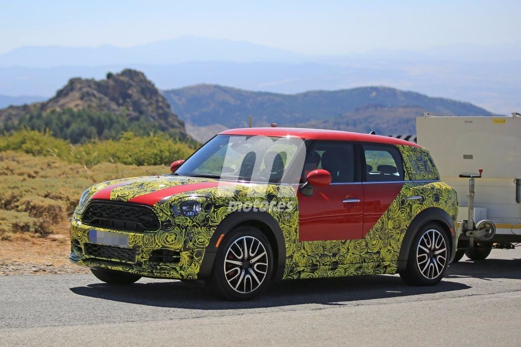 El MINI Countryman 2017 sigue perdiendo camuflaje de cara a su presentación