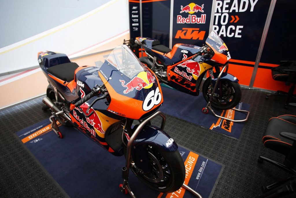 Se presenta la KTM RC16 de MotoGP en el Red Bull Ring