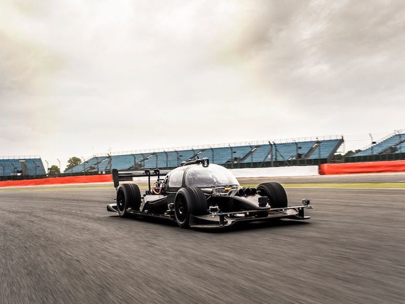 La Roborace da sus primeros pasos con 'DevBot'