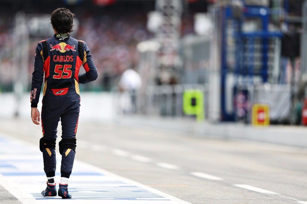 Sainz: “Perdemos más de un segundo en las rectas”