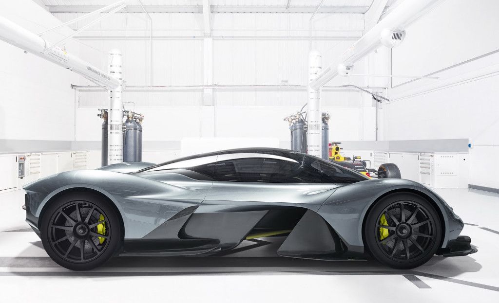 Aston Martin recibe 450 pedidos para las menos de 150 unidades del AM-RB 001