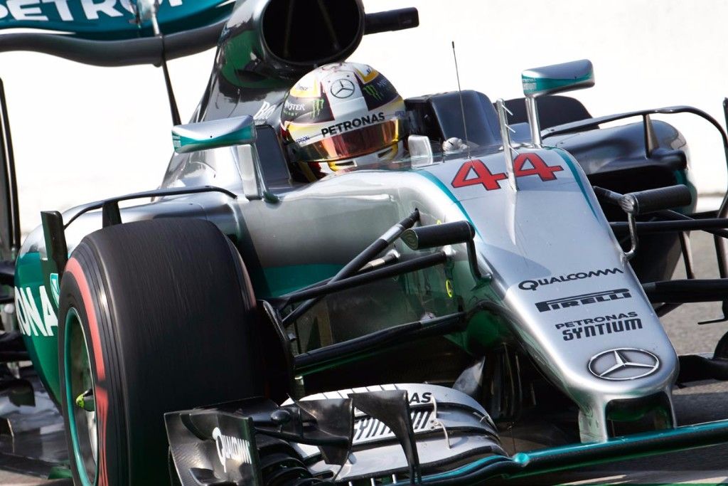 Hamilton, pole a lo Senna en Monza