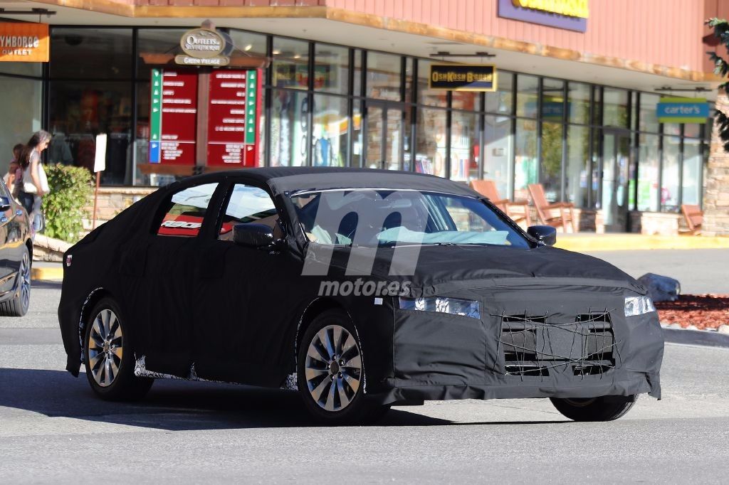 Honda Accord 2018: nos asomamos por primera vez a su interior