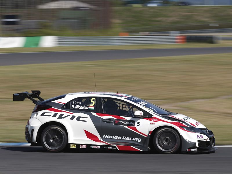 Norbert Michelisz encabeza el triplete de Honda en Motegi