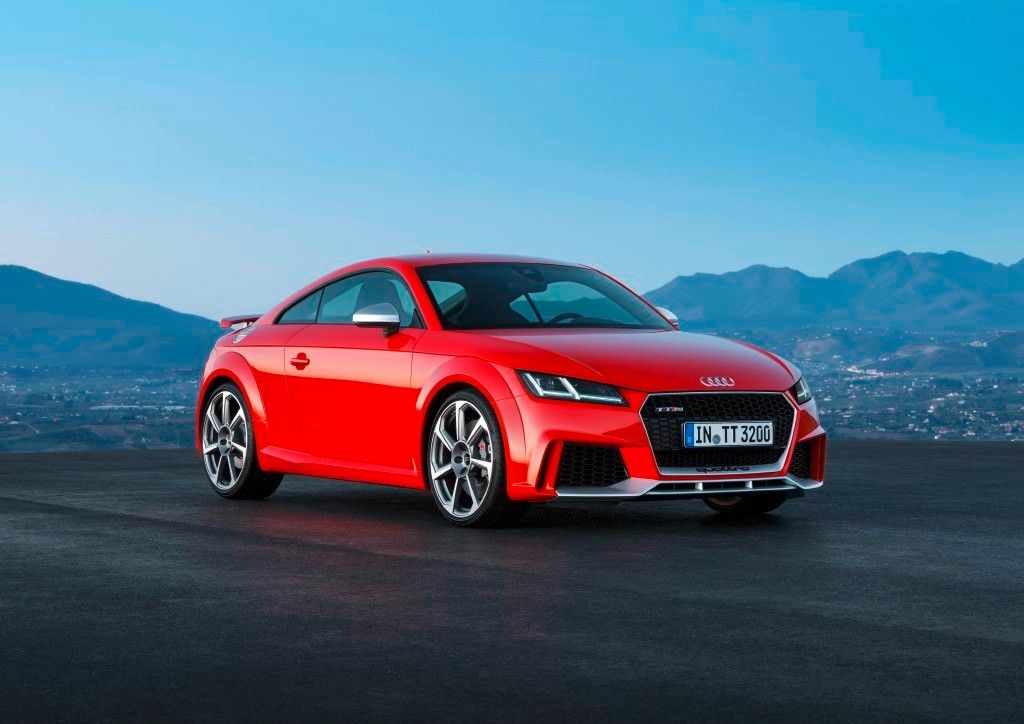 El Audi TT RS Coupe y Roadster ya tienen precio para España