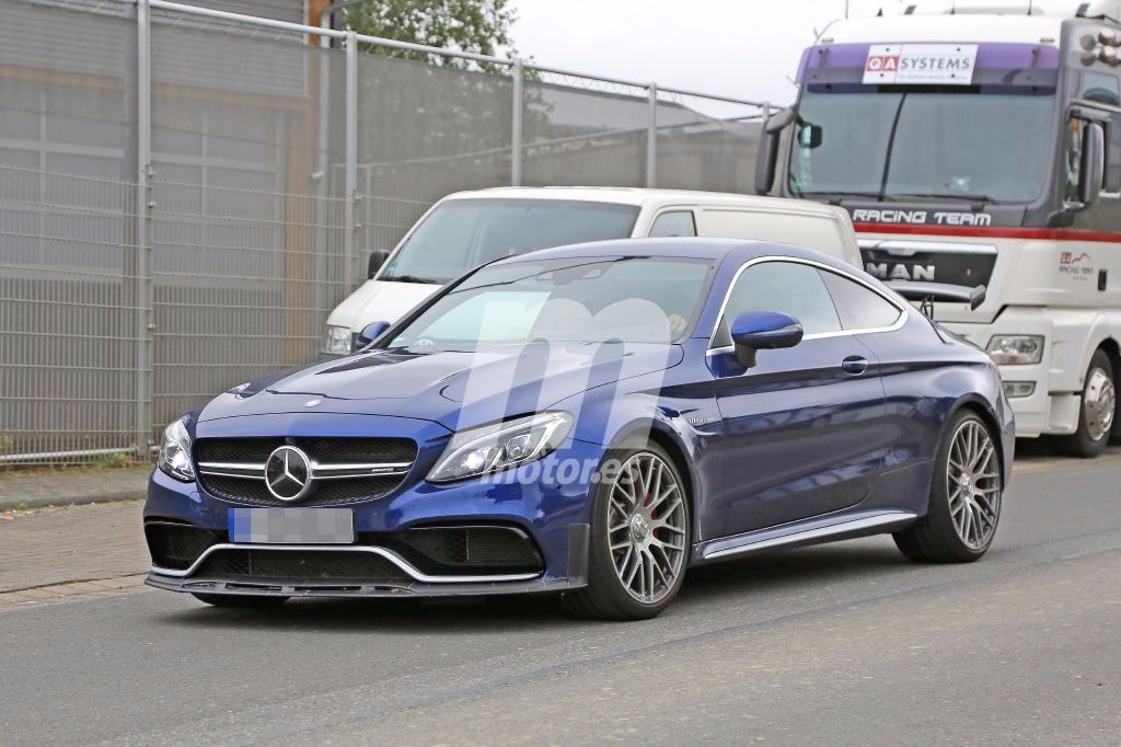 Mercedes-AMG C63 R Coupé, primeras imágenes de este radical coupé