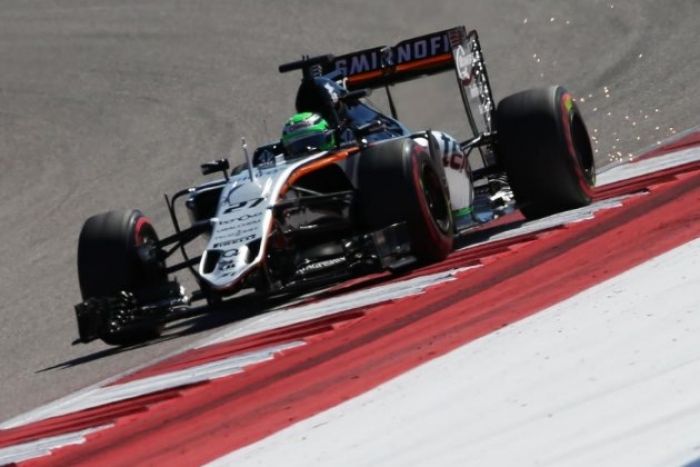 Nico Hülkenberg brilla ante un Sergio Pérez con problemas