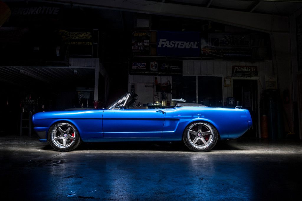 Ford Mustang Ballistic: el primer descapotable de los Ringbrothers