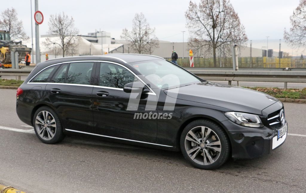 Mercedes Clase C 2018: Primeras imágenes del interior y la versión Estate