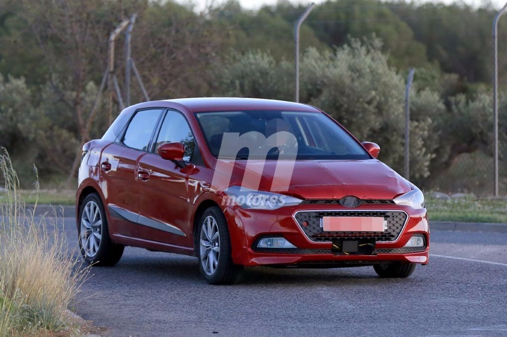 Seat Ibiza 2017: cazado por primera vez disfrazado de Hyundai i20