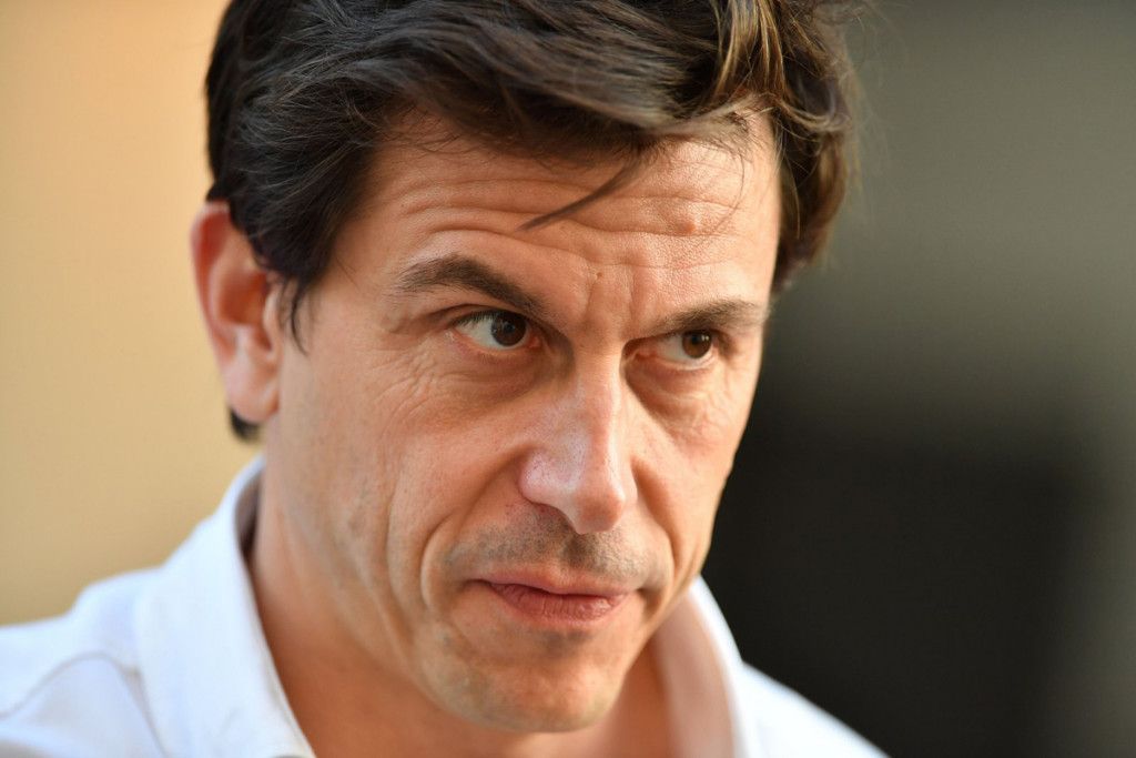 Toto Wolff no descarta tomar acciones contra Hamilton