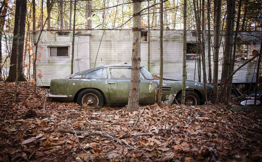 Este Aston Martin DB4 1961 abandonado será una de las estrellas en Scottsdale