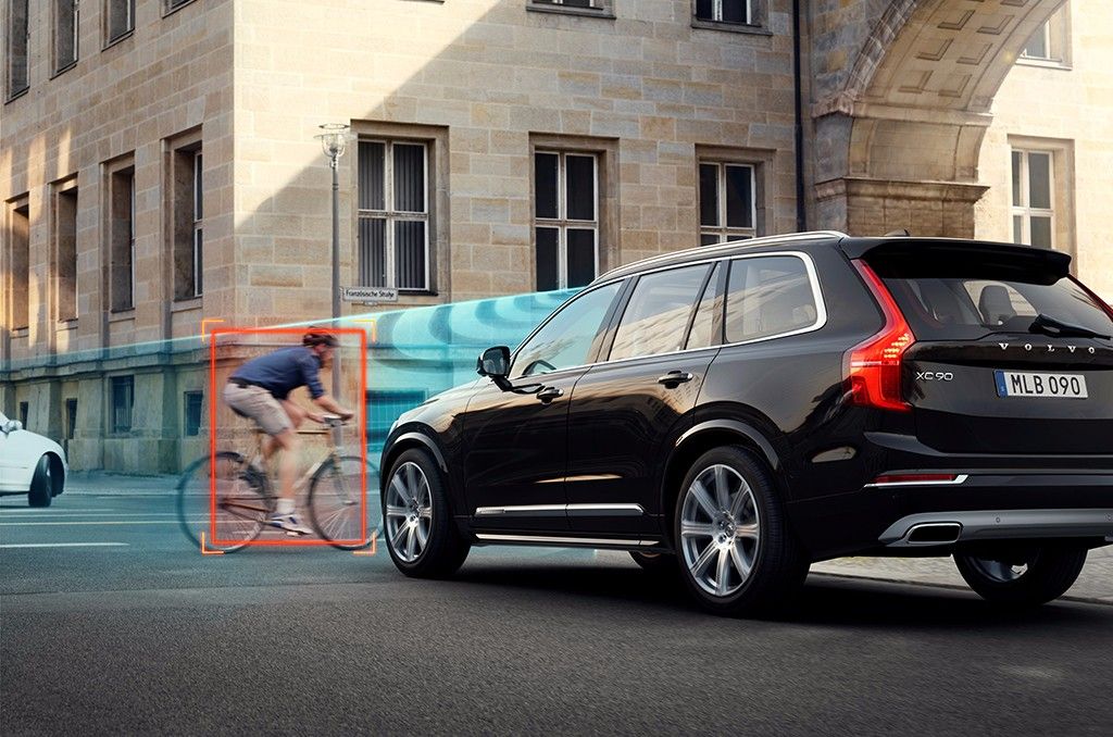 Europa pide más equipamiento de seguridad en los coches nuevos