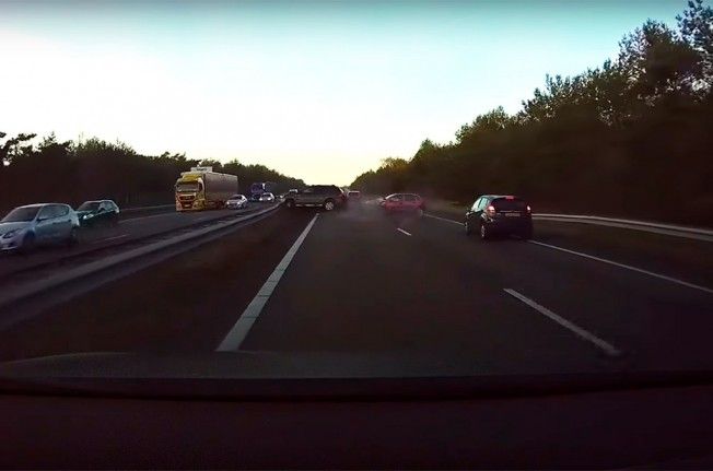 El Autopilot de Tesla predice accidentes