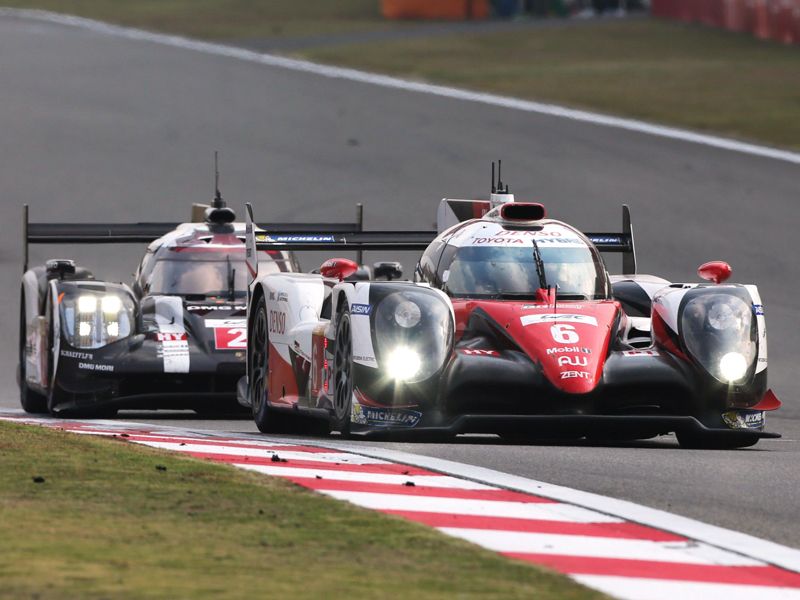 Toyota tomará riesgos para superar a Porsche en el WEC