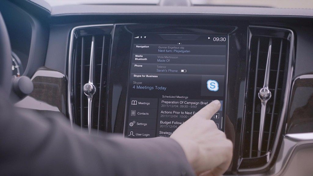 Volvo incorpora Skype a la Serie 90: mejorando la productividad al volante