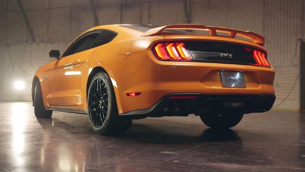 Ford Mustang 2018: Descubre el nuevo sonido del V8 con 4 salidas de escape