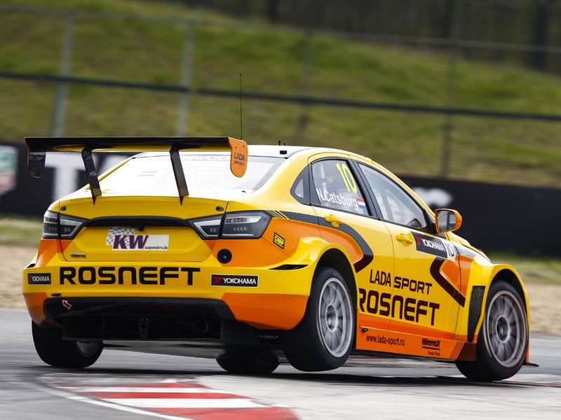 Los Lada Vesta TC1 seguirán en la parrilla del WTCC