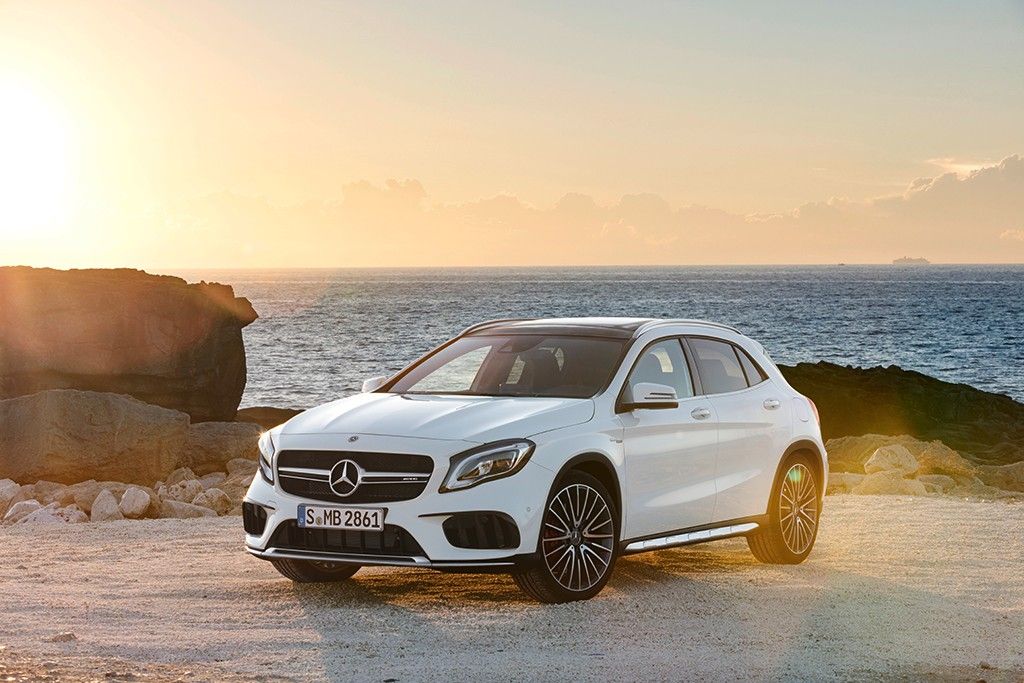 Mercedes GLA 2017, el pequeño de la familia SUV recibe su restyling