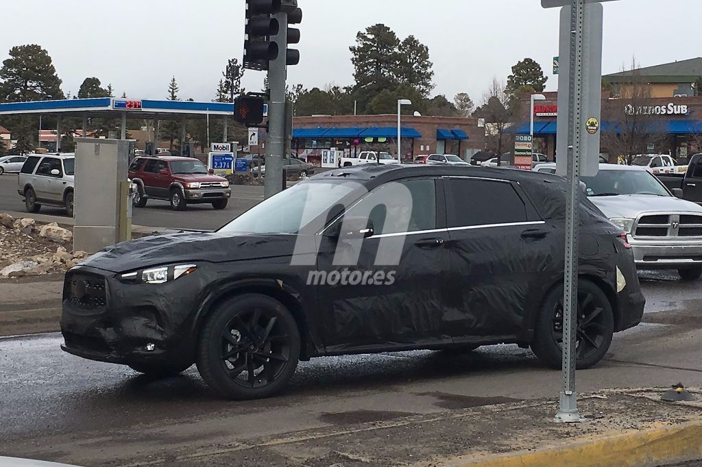 El Infiniti QX50 2018 ya rueda con su carrocería definitiva