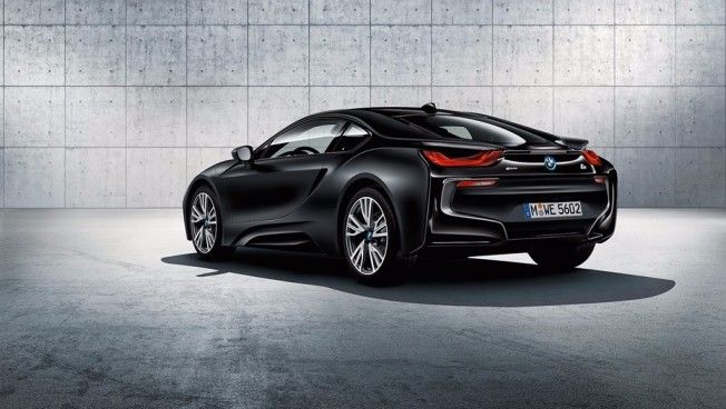 BMW i8 Protonic Frozen Black Edition