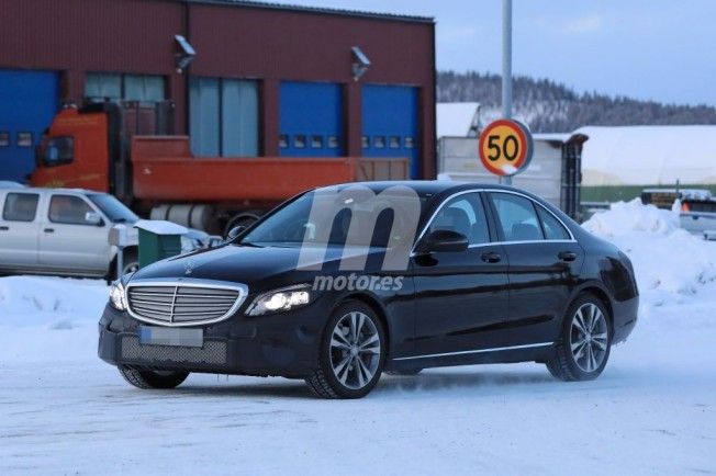 Mercedes Clase C 2018 - foto espía