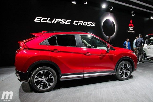 Mitsubishi Eclipse Cross 2018 - lateral