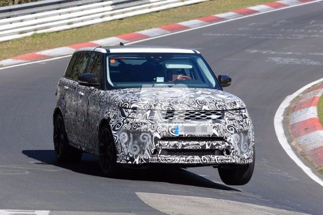 Range Rover Sport SVR 2018 - foto espía