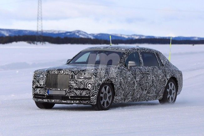 Rolls-Royce Phantom 2018 - foto espía