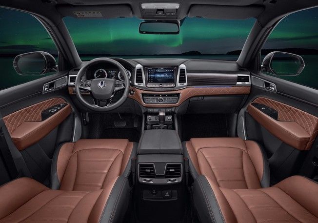 SsangYong Rexton 2018 - interior