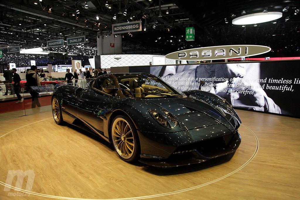 Pagani Huayra Roadster 2017: la máxima exclusividad y lujo sobre ruedas