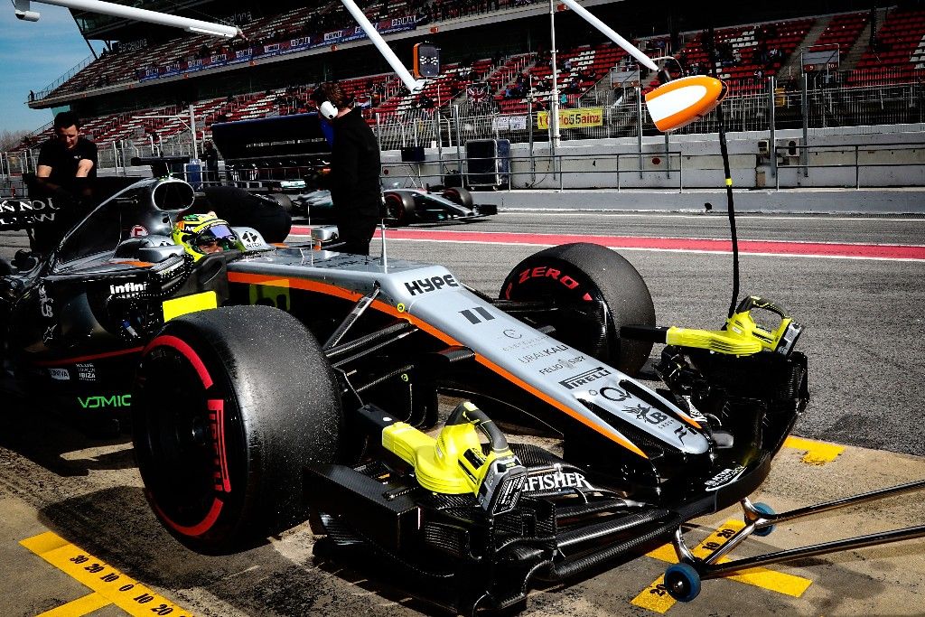 Pérez reconoce que el Force India tiene "muchas debilidades"