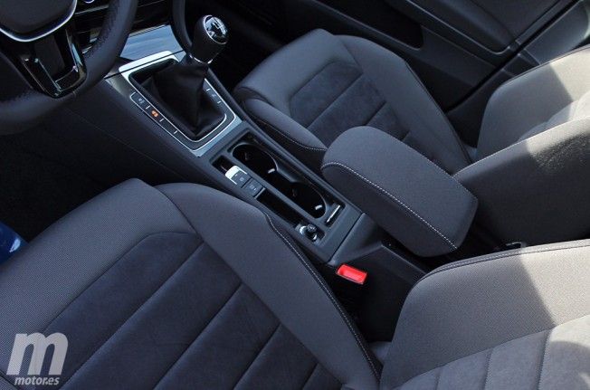 Volkswagen Golf Variant 2017 - interior