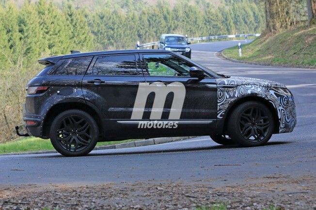 Range Rover Evoque 2019 - foto espía lateral