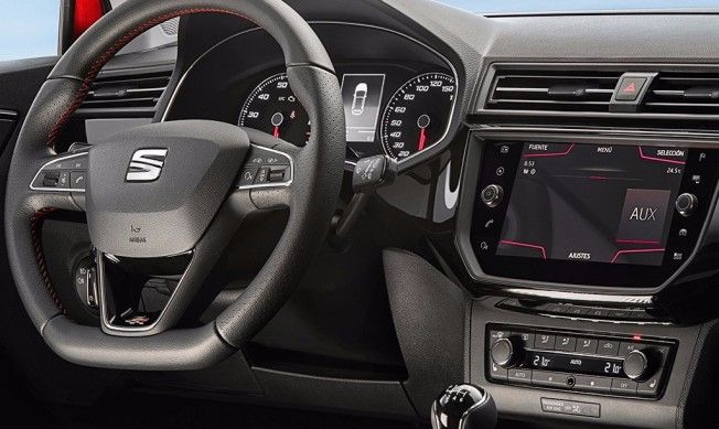 SEAT Ibiza 2017 - interior