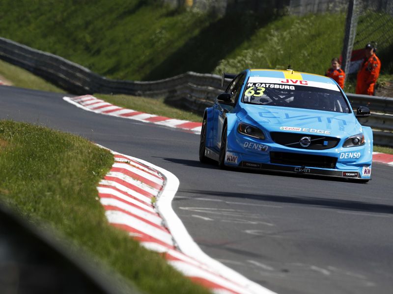 Nicky Catsburg deja su sello en los libres de Nürburgring